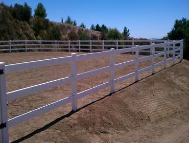 Photo(s) from M&R Fencing