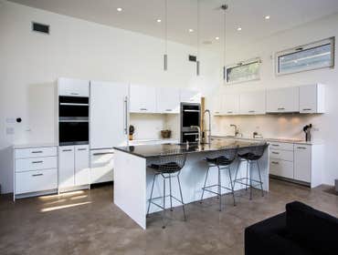 ITASCA MODERN RESIDENCE