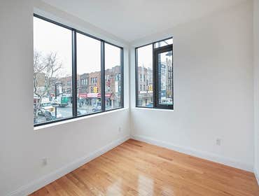 New construction 9200 SF Apartments Astoria
