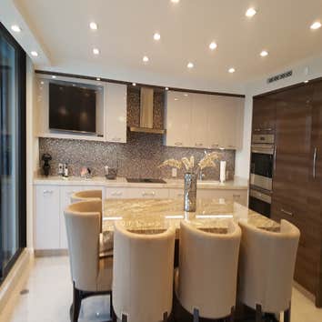 PBR Inc Bathrooms and Kitchen Remodeling.
Custom Woodwork.