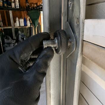 Right Away Garage Door's Repair Service