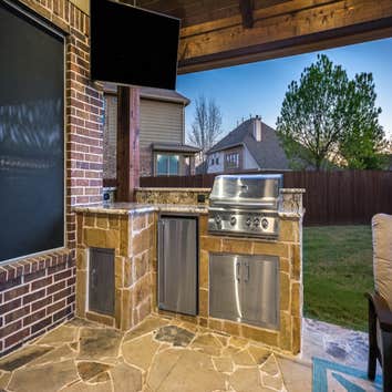 Patio Cover and Kitchen in Murphy