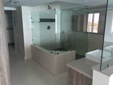 Miami Beach, Apartment in Collins Ave.