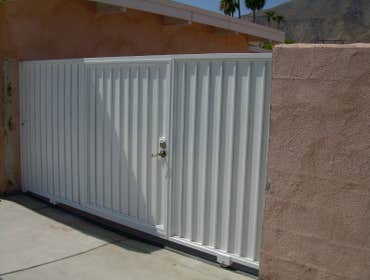 Solid Cover Rolling Gate