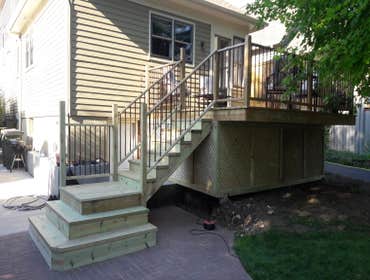 Deck renovation in East Dundee, IL, 2017