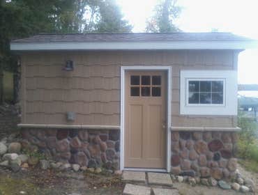 Log Home Carpentry and Restoration Along with window installation, insulation, and weatherization. Bathroom and kitchen remodels and
Custom built deck