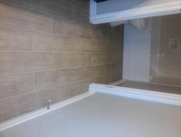 FIRST FLOOR BATHROOM