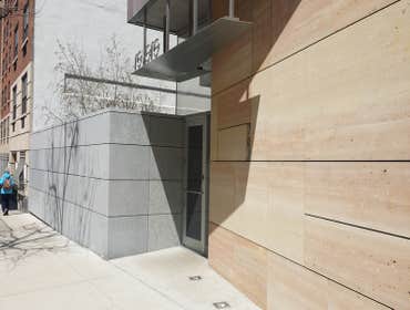 503 W 46th St