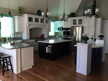 Granite, Marble and Quartz installes in New Berlin Wisconsin