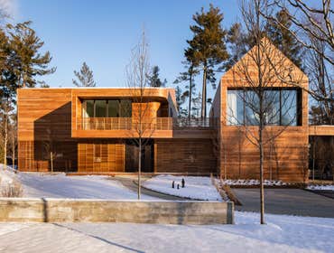 DECKHOUSE