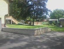 Retaining wall