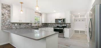 Transitional Lenexa Flip
