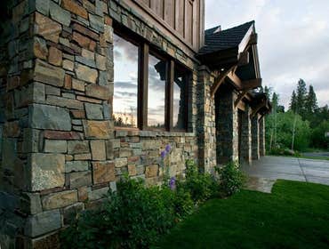 2 Creek Lane, Mammoth Lakes
