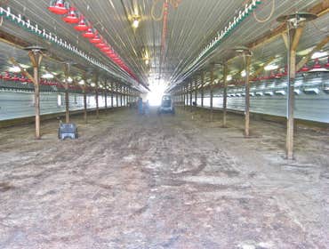 B W Blacktopping Contractors NEED ASPHALT ? ...........WE GOTTA COVERED !!!
1-888-349-7651