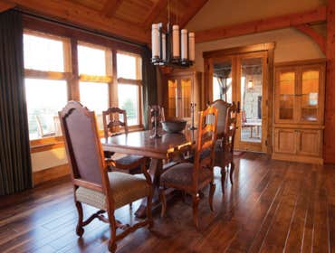 Photos by Renaissance Builders Inc
