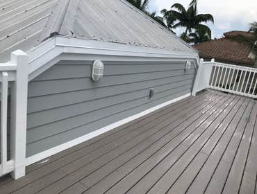 Spinnaker 3rd floor deck