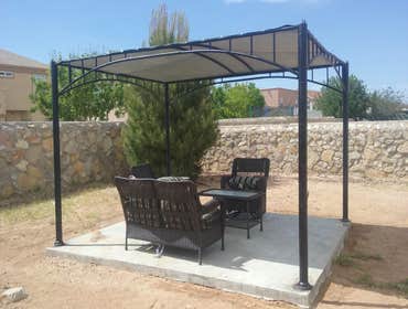 Nice Black Frame w/Canopy