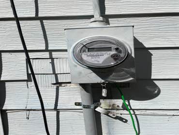 Photos by Qualityelectrical #1 Upgrade The outside meter and inside circuit panel replaced with up-to-date Square D 200 amp panel also had to replace 7