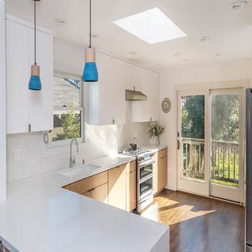 Photos by Elliott Build #1