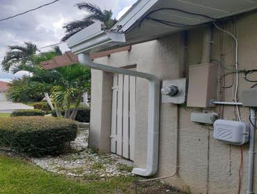 Seamless Gutter Installation