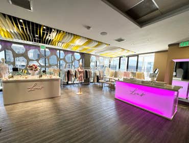 K-Fashion Pop-Up Store Design & Build: Loar, Los Angeles This project involved the design, fabrication, and installation of custom retail display fixtu