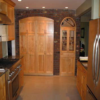 Custom Kitchen Cabinets