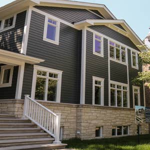 N Hoyne Ave Home