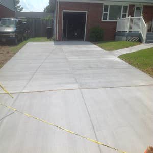 Driveway broomfinsh