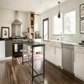 FANTASTIC BAY BUILDERS