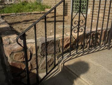Retaining walls Be it a paver, brick, stone or cinderblock retaining wall, we can build the right type of wall for your property.
The purpose of a ret