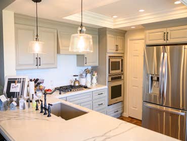 Kitchen Remodel Design by: Robyn Webb
#remodel #contractor #addition #kitchen #bathroom #occc #licensedcontractor #newportbeach #newportcove #lagunabe