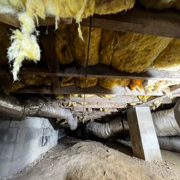Crawlspace encapsulation w/Extraction (soft floor) 2100 sqft Crawlspace: We started by extracting all current insulation, treating mold areas and insta
