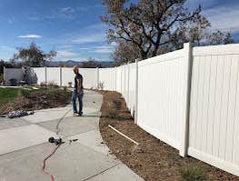 Photos by Bigfoot Fence #1