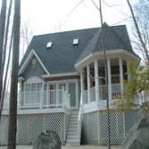 Maz Project Beautiful 3 bedroom cape with all the extras.