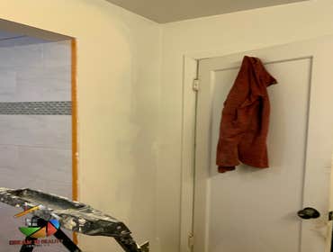 San Francisco Bathroom Remodel. -Demolition of existing bathroom.
-Upgrade Plumbing.
-upgrade electrical.
-Waterproofing&tile installation.
-Patch and