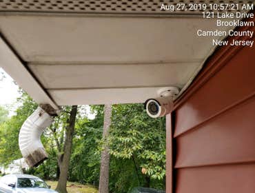 VENTED SOFFIT AND METAL FASCIA REMOVAL