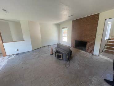 Complete house remodel 2 bathrooms , kitchen , 3 fireplace conversion to gas , 1500 sqft carpet , 1500 sqft LVP floor , New railing , Epoxy floor in ga