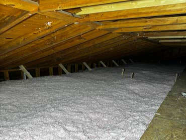 R44 Fiberglass Blown In attic