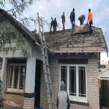 Sunland re-sheeted the enire home and did a complete re-roof in Phoenix, Arizona. Our client chose Tamko Heritage asphalt shingles in Rustic Cedar.