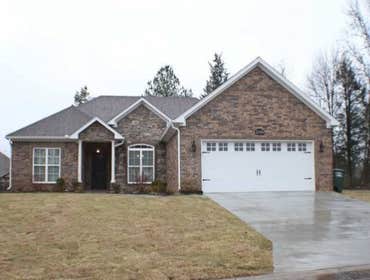 2320 MEDLOCK LANE 2320 Medlock Ln, Conway - Gorgeous New Construction home with 3BR/2BA on a large lot! Custom Cabinets and beautiful floors.