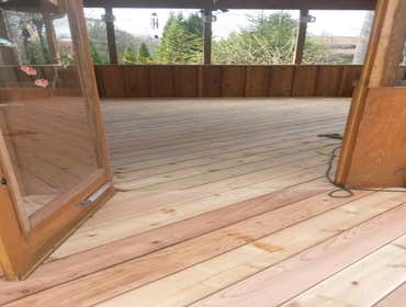 Highland Park Re-Deck, Stain and Four Season Room Maintanance