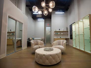Personal Shopper Space, River Oaks District