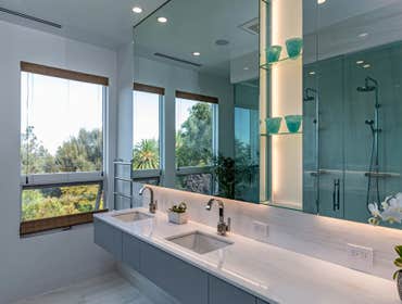 M.Designs Bathrooms