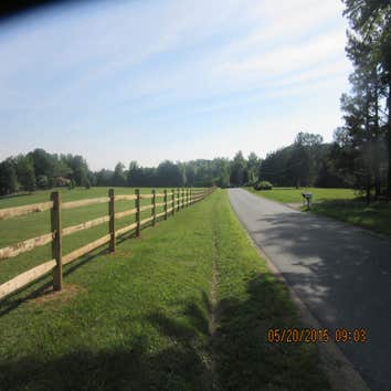 split rial fence