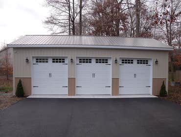 Photos by Pioneer Pole Buildings #1 40’ W X 60’ L X 12’ H
