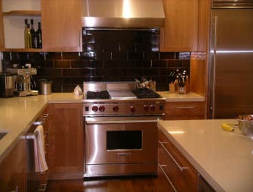 Huggy Bear Kitchens