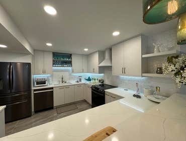 Kitchens by R I M Express