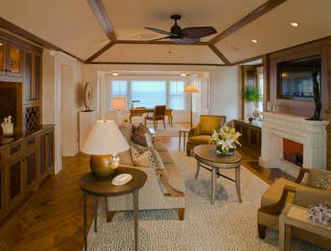 Family Room, Den & Office