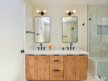 Bathroom Remodel In Redondo Beach, CA (Before&After) Master bathroom remodel goals!
Take a look at our last master bathroom remodel we completed for Kr