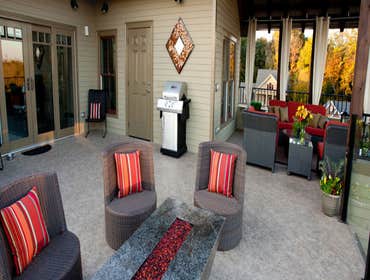CUSTOM ROOFTOP DECK